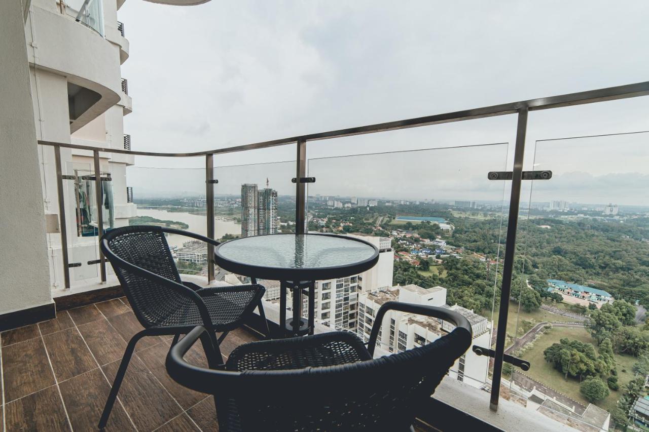 Tranquil Sea View Danga Bay 3br 6pax By Our